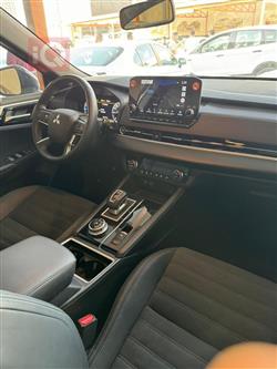 میتسوبیشی ئاوتلاندەر